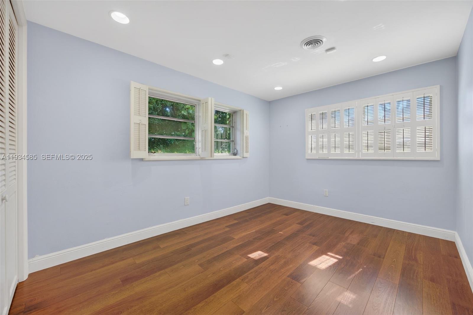 7300 SW 116th Ter Pinecrest, FL 33156