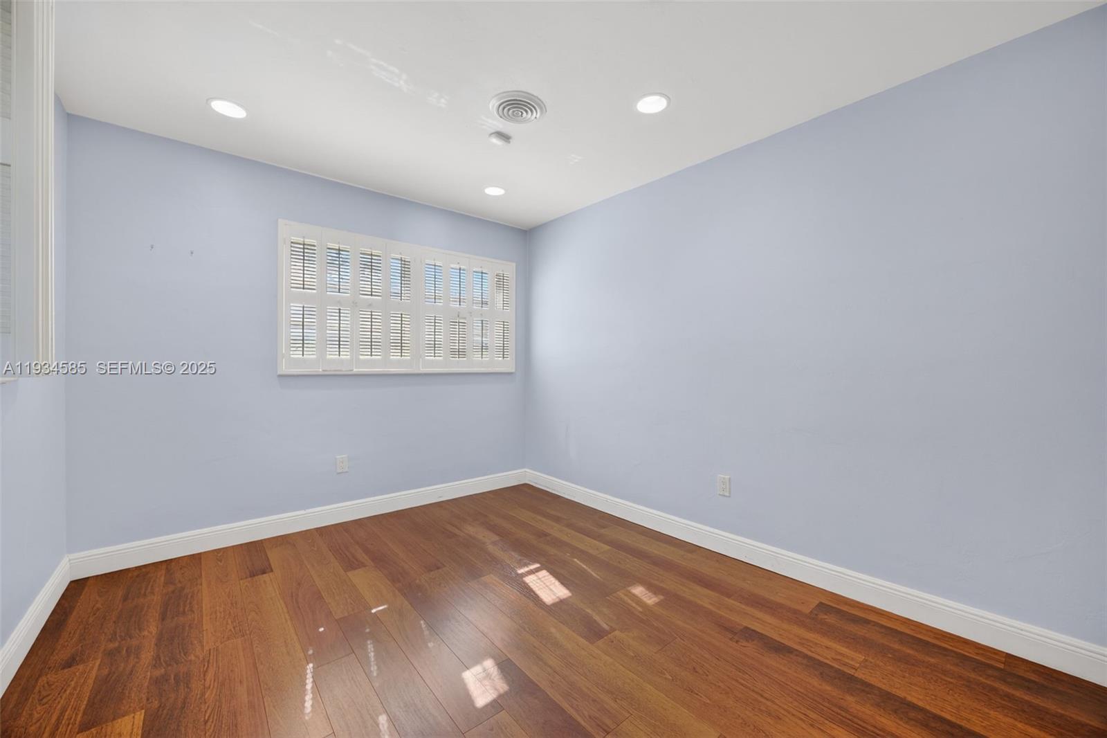 7300 SW 116th Ter Pinecrest, FL 33156