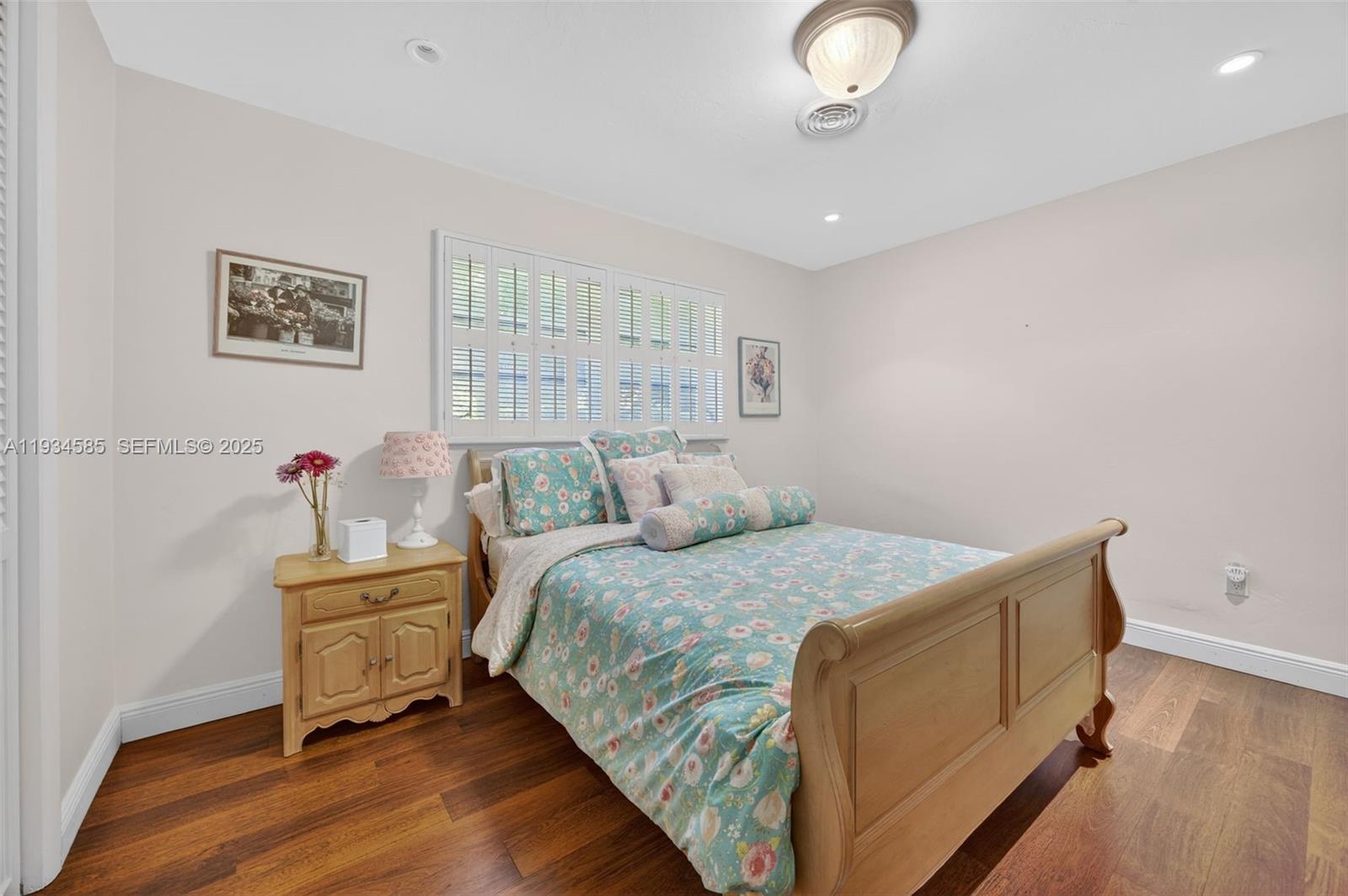 7300 SW 116th Ter Pinecrest, FL 33156