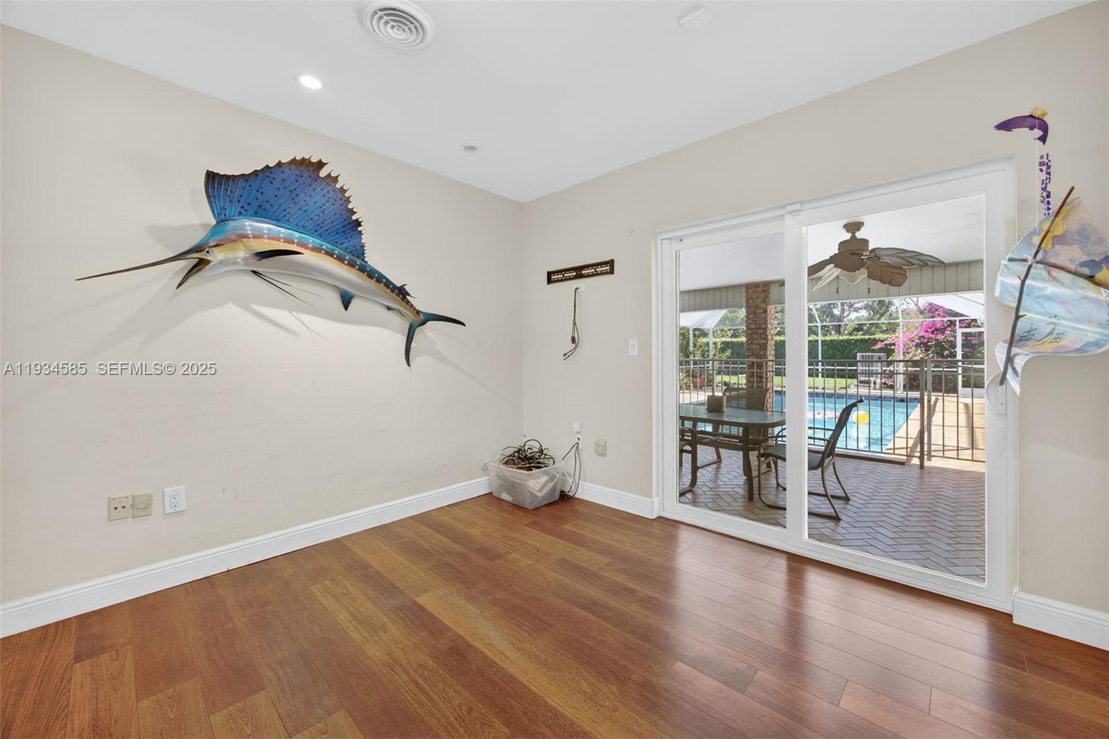 7300 SW 116th Ter Pinecrest, FL 33156