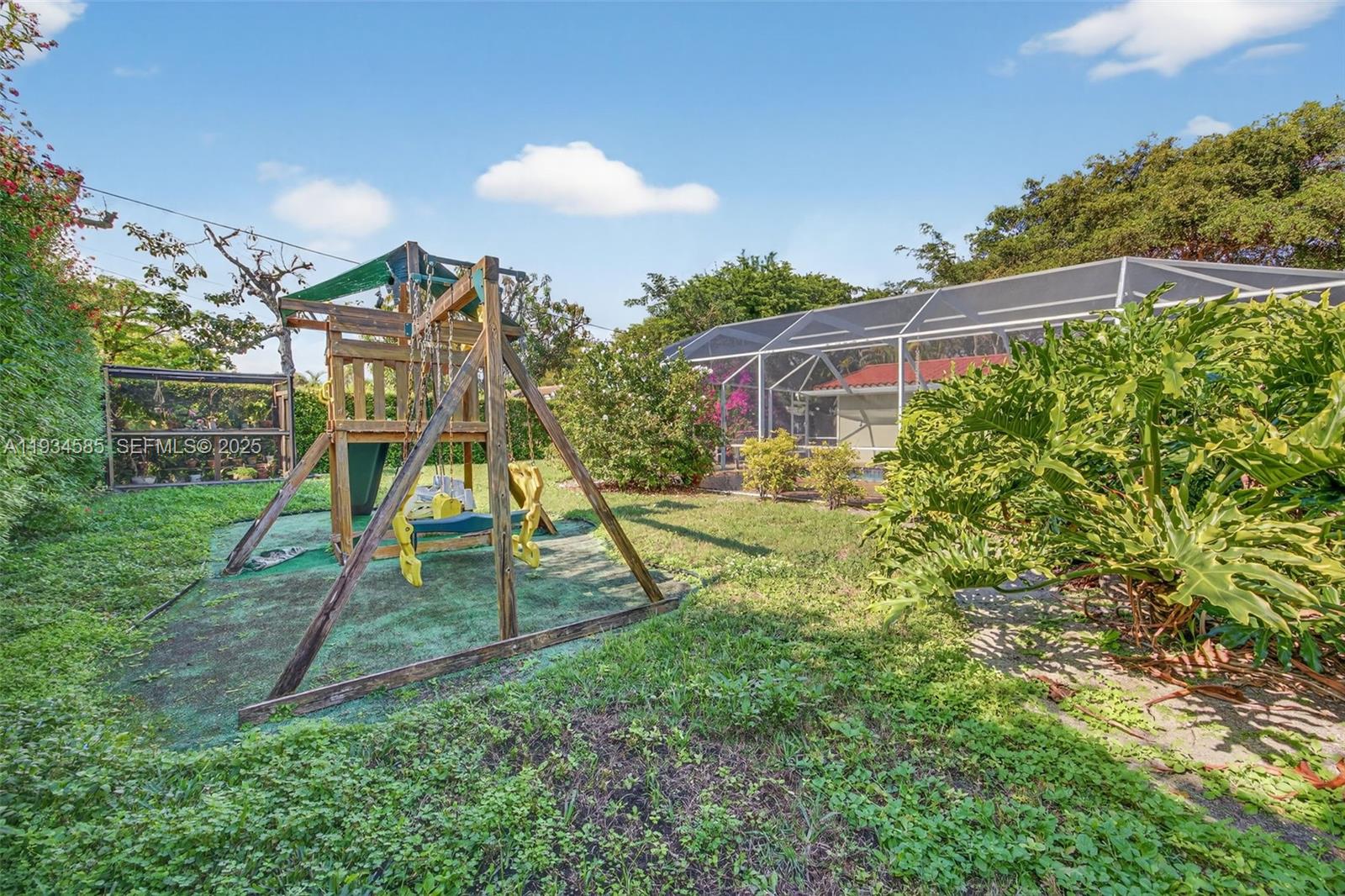 7300 SW 116th Ter Pinecrest, FL 33156