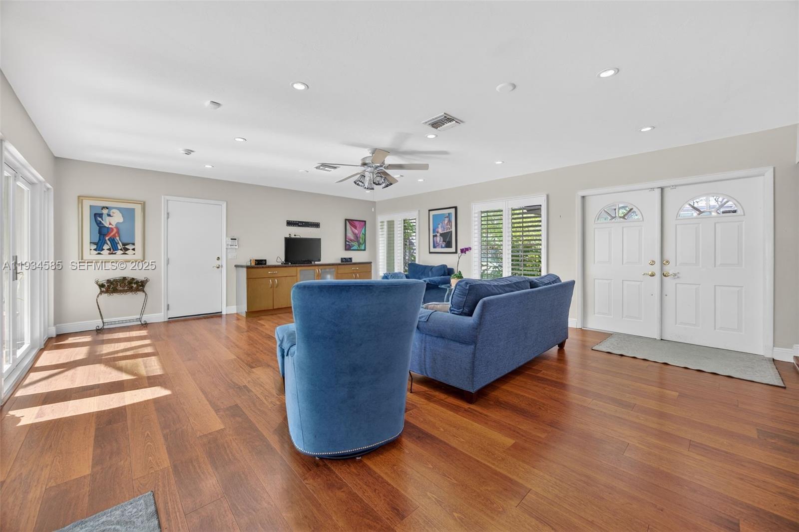 7300 SW 116th Ter Pinecrest, FL 33156