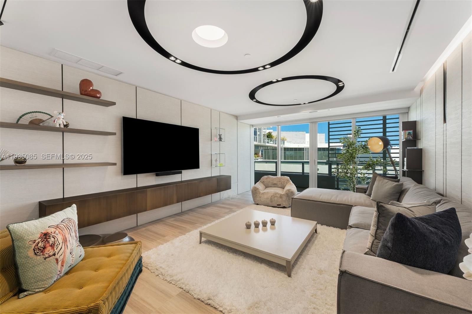 4701 N Meridian Ave #512 Miami Beach, FL 33140