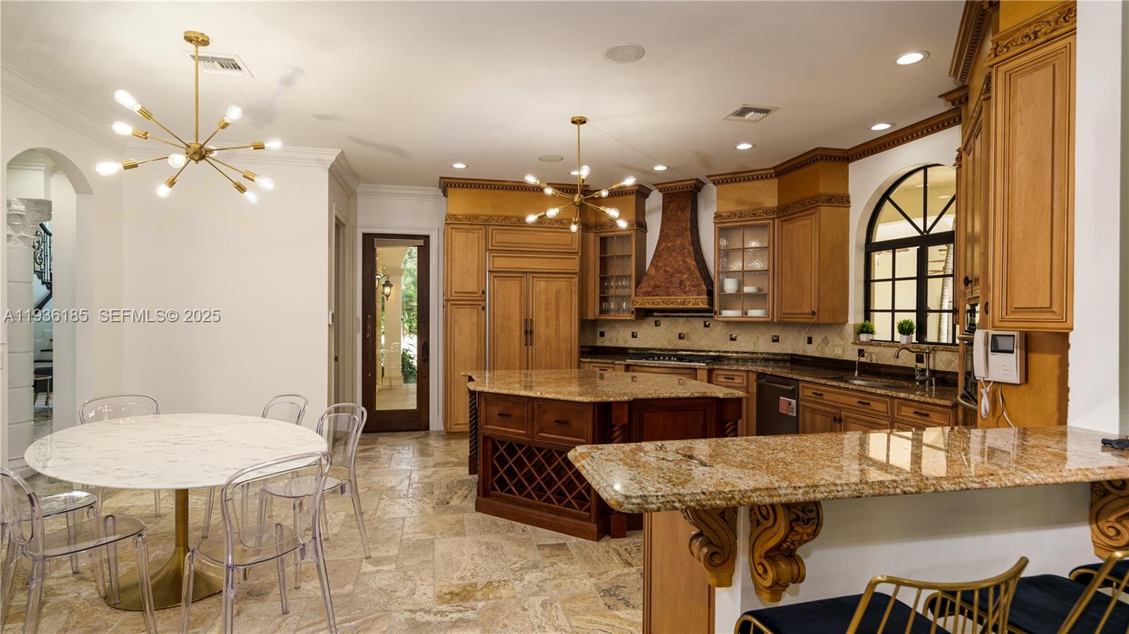 12000 NW 6th St Plantation, FL 33325