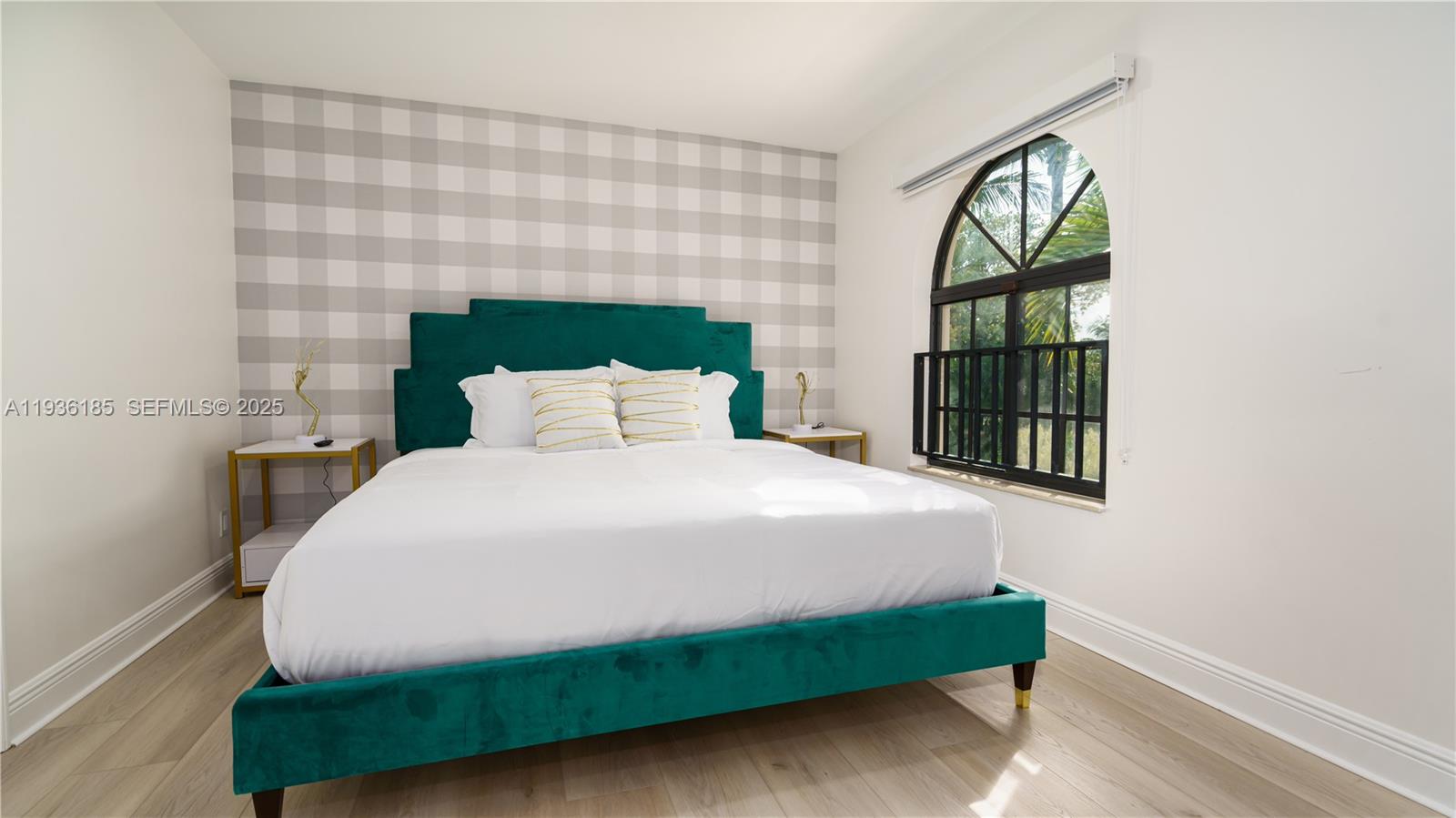 12000 NW 6th St Plantation, FL 33325