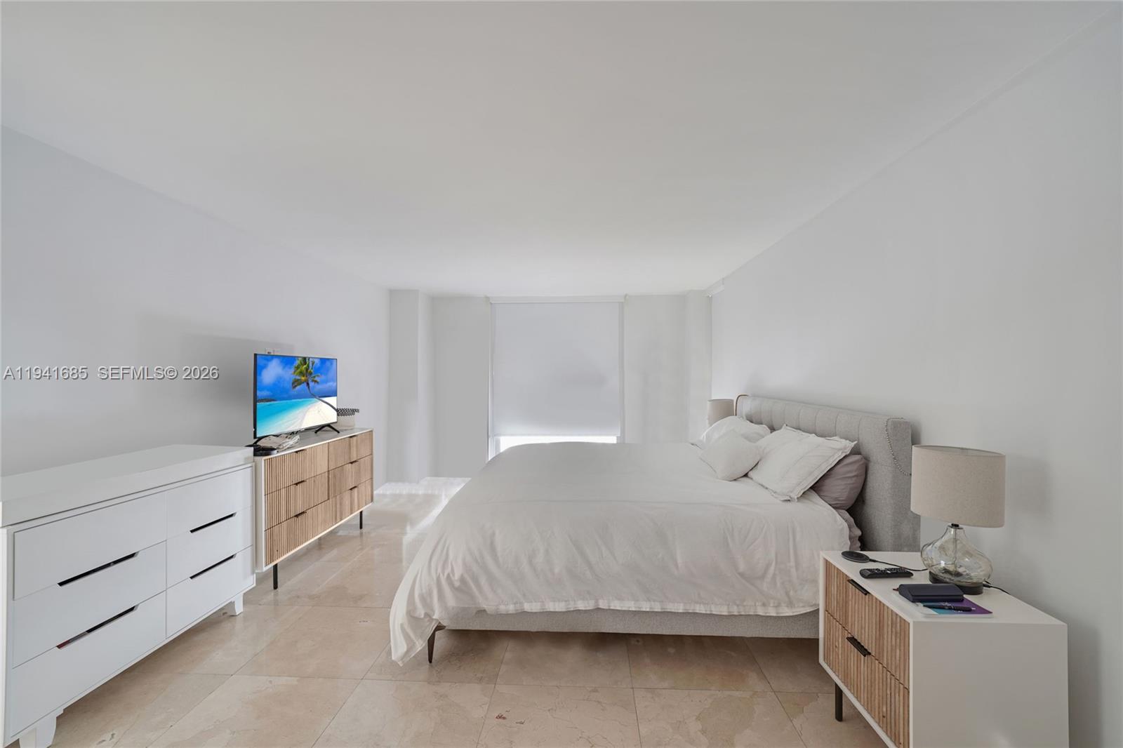 5701 Collins Ave #1415 Miami Beach, FL 33140