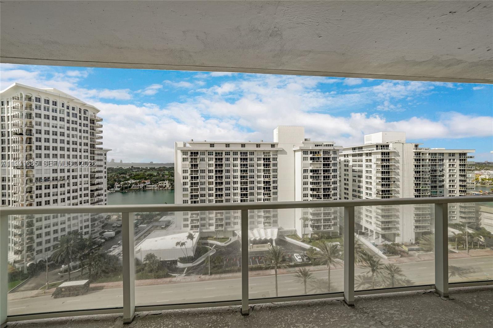 5701 Collins Ave #1415 Miami Beach, FL 33140