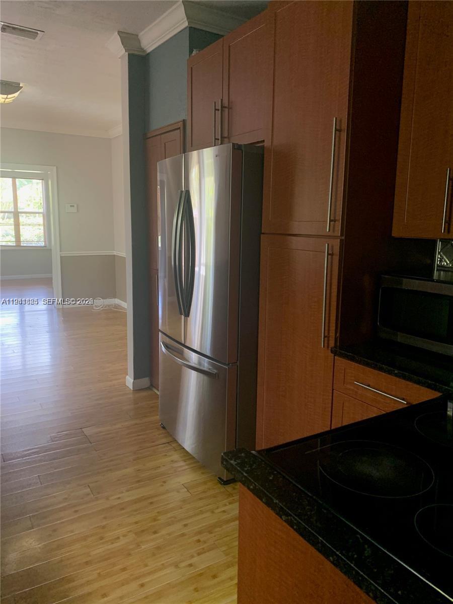 126 N 48th St Miami, FL 33127