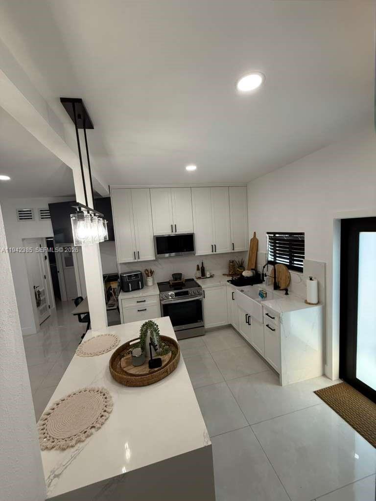 1220 NW 125th St North Miami, FL 33167