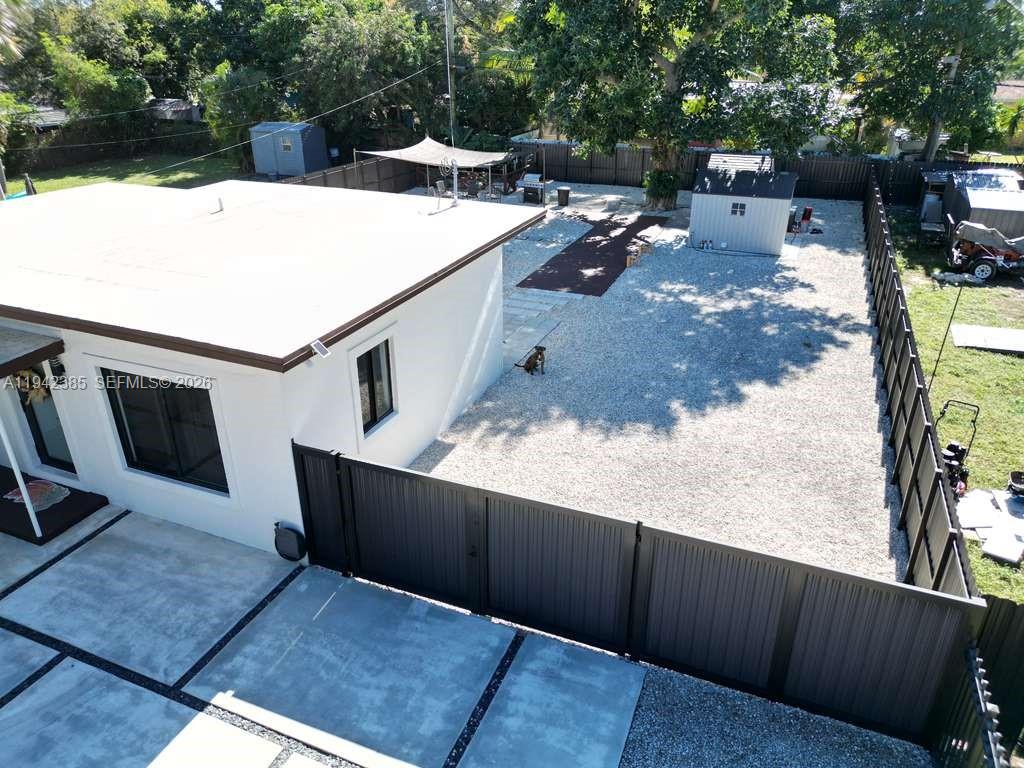 1220 NW 125th St North Miami, FL 33167