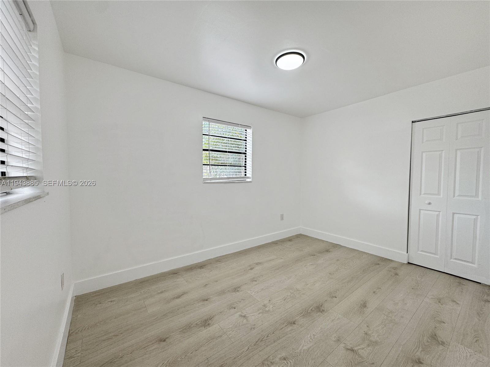 631 N 68th Ter Hollywood, FL 33024