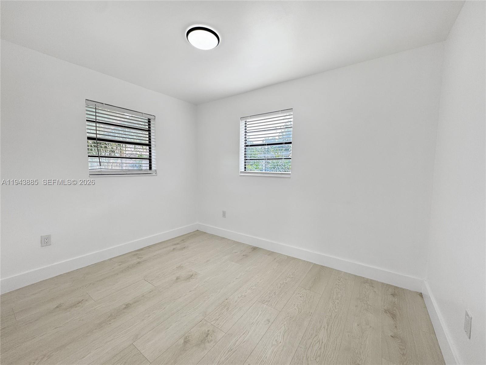 631 N 68th Ter Hollywood, FL 33024