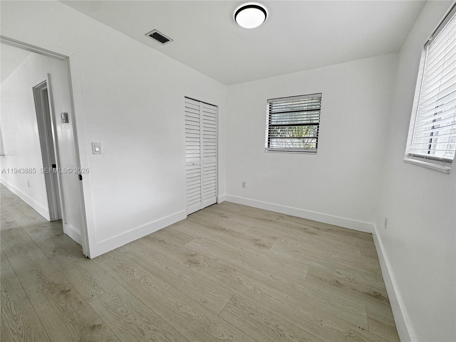 631 N 68th Ter Hollywood, FL 33024