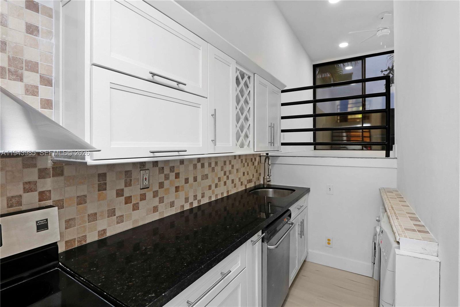 2778 Day Ave #2 Miami, FL 33133