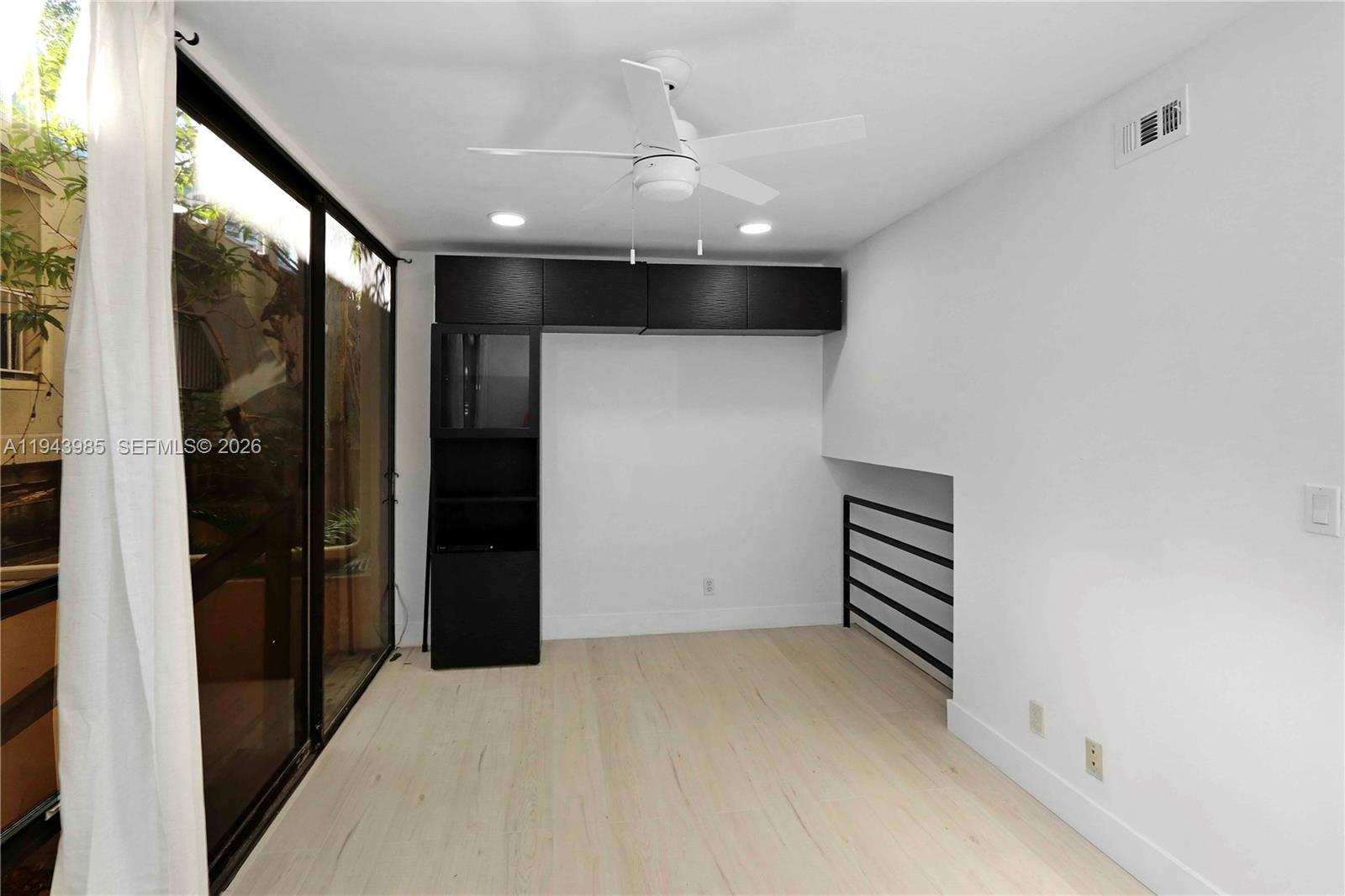 2778 Day Ave #2 Miami, FL 33133