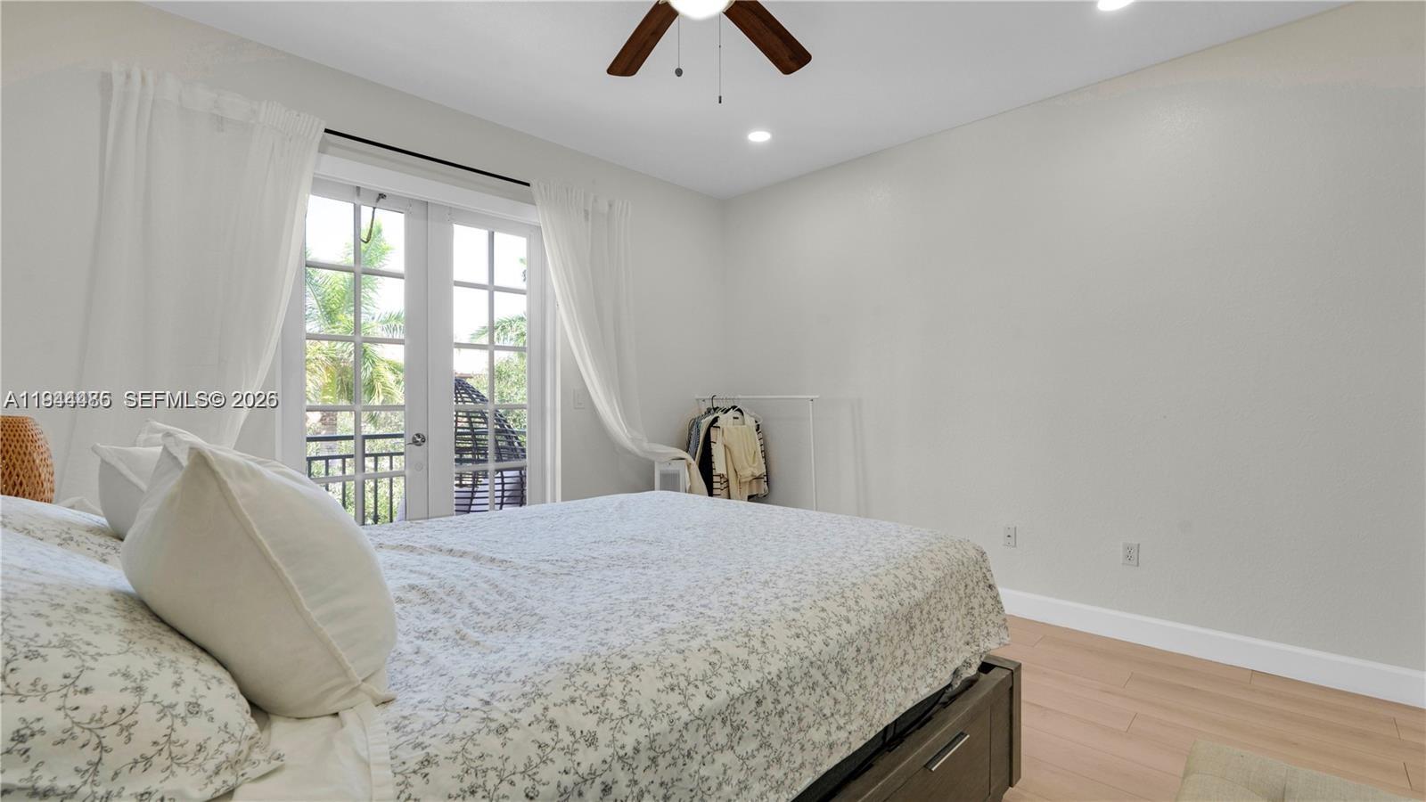 814 SW 147th Ave #3606 Pembroke Pines, FL 33027