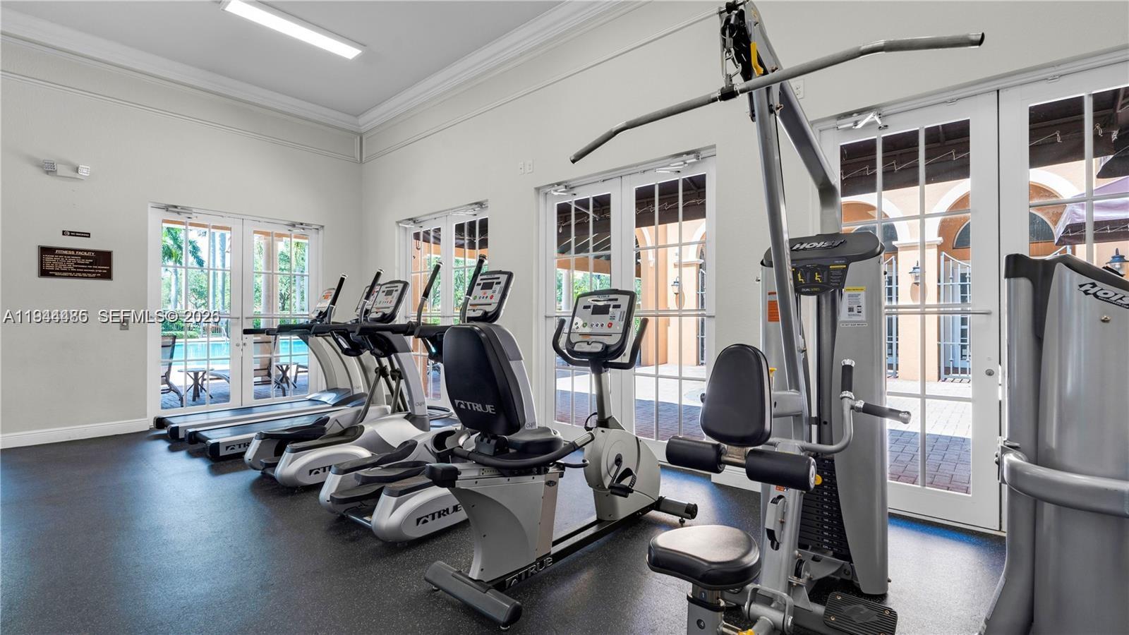 814 SW 147th Ave #3606 Pembroke Pines, FL 33027