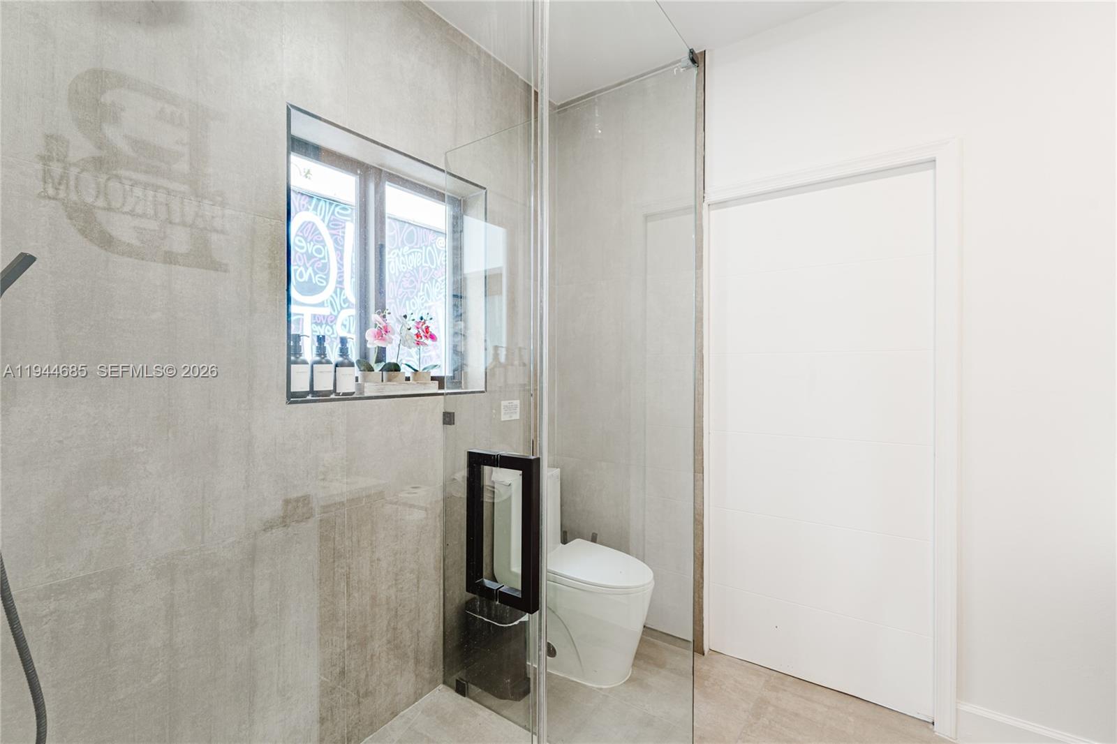 187 NW 53rd St Miami, FL 33127