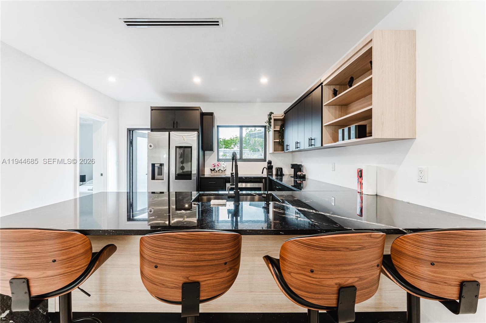 187 NW 53rd St Miami, FL 33127