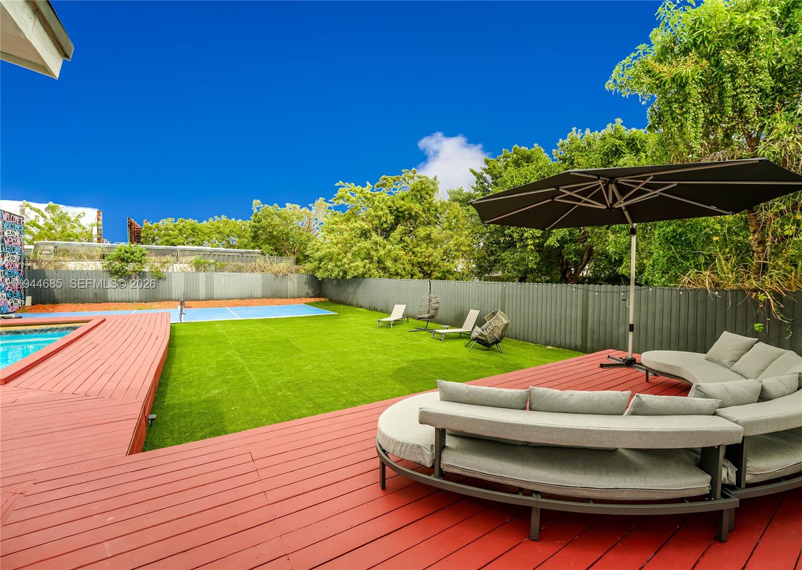 187 NW 53rd St Miami, FL 33127