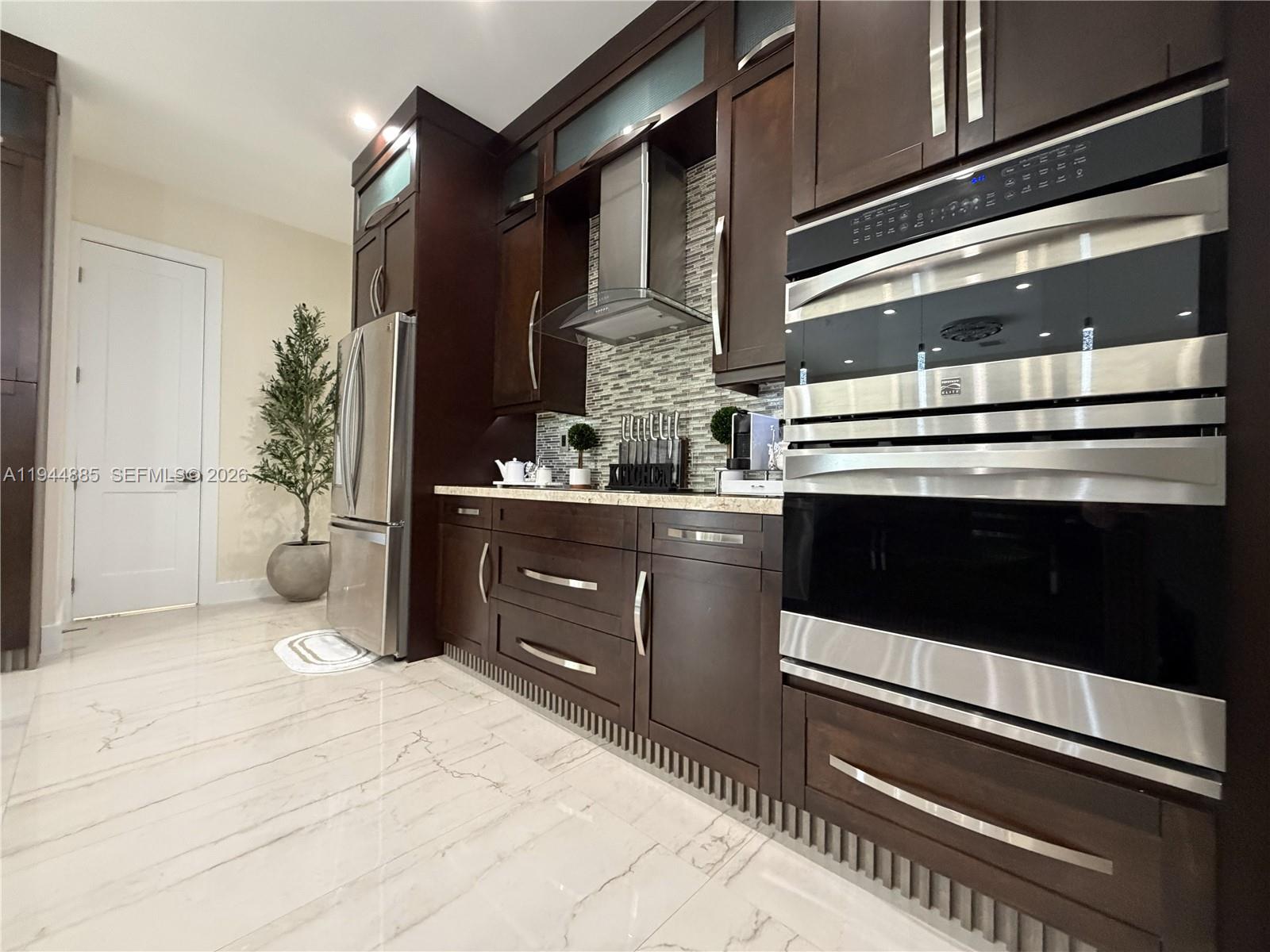 Undisclosed Address Miami, FL 33165