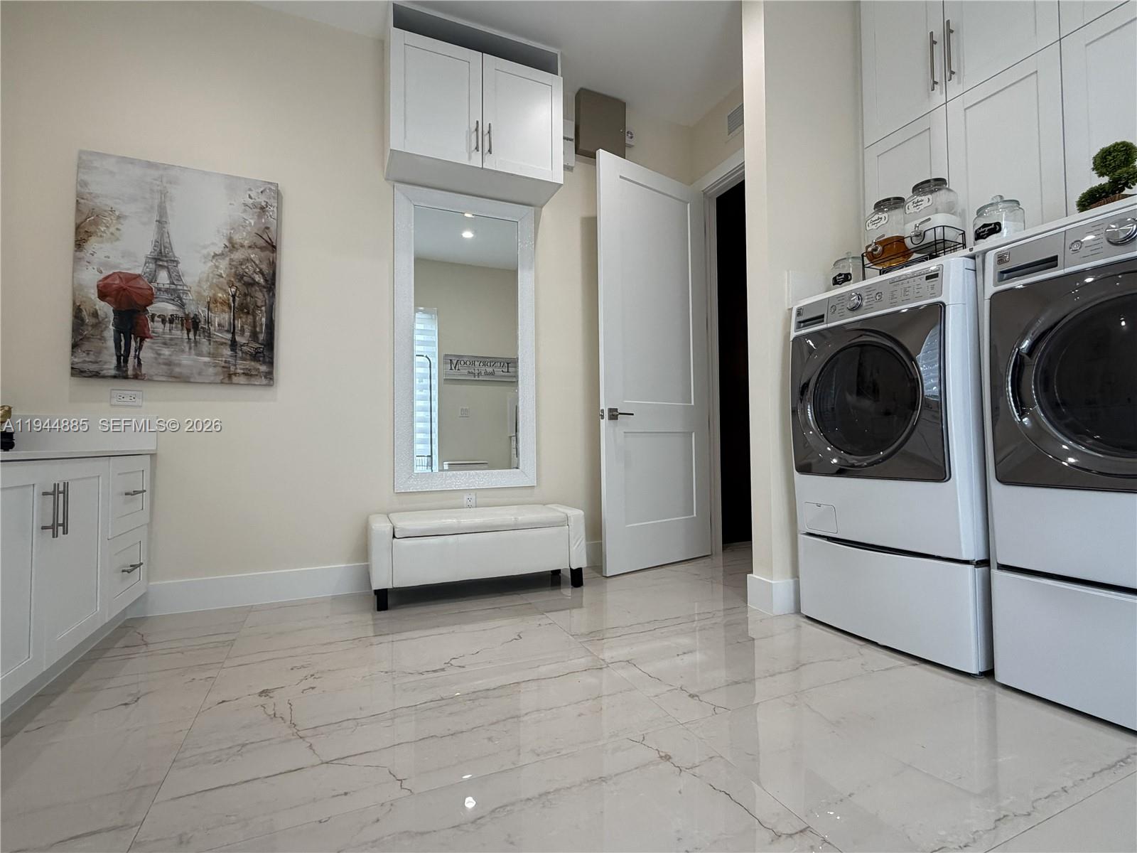 Undisclosed Address Miami, FL 33165