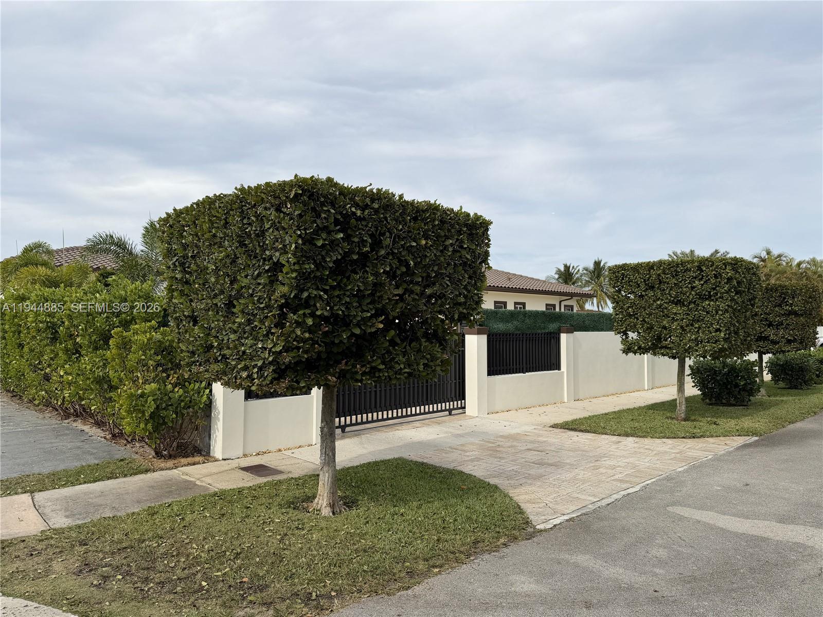 Undisclosed Address Miami, FL 33165