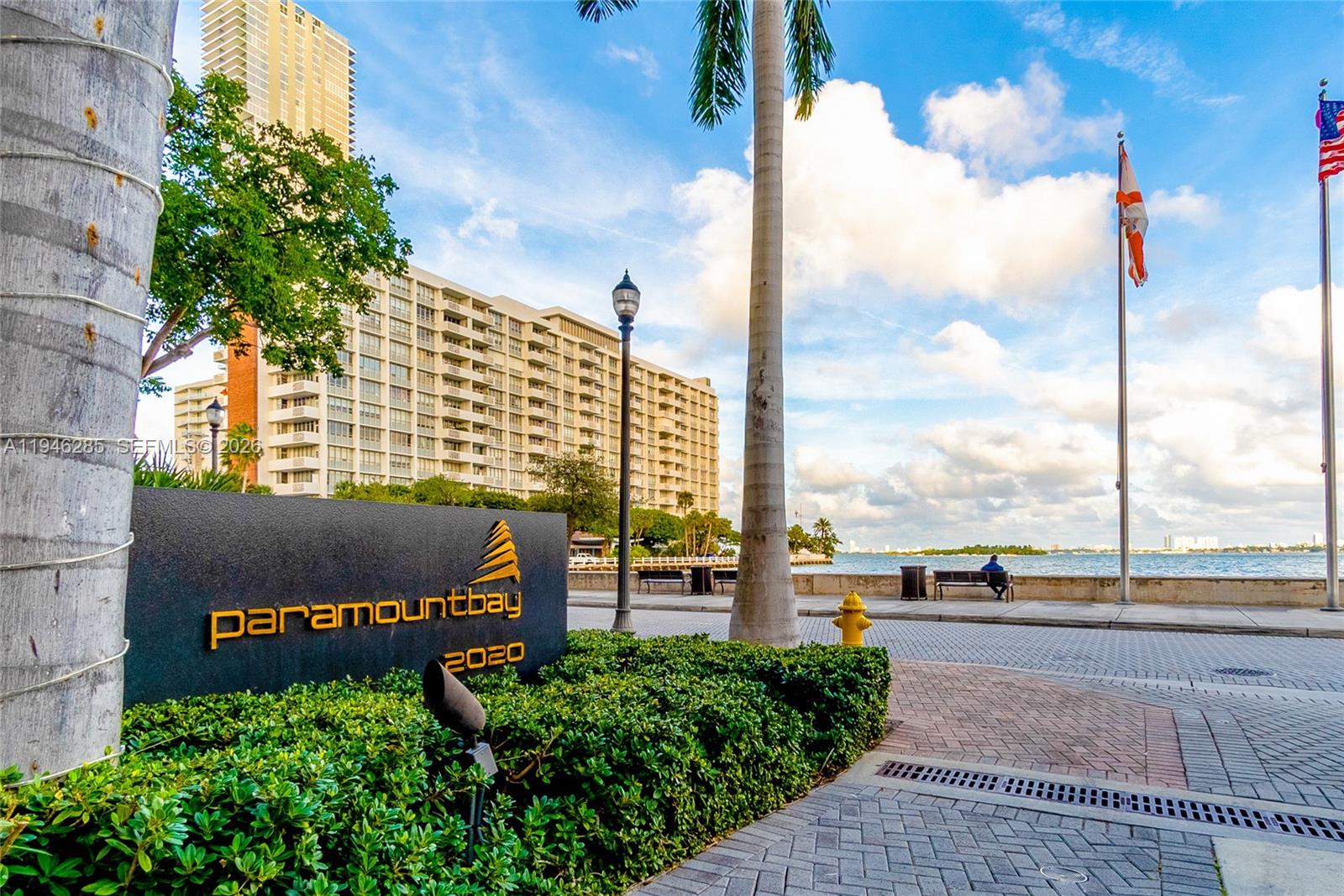 image Paramount Bay19