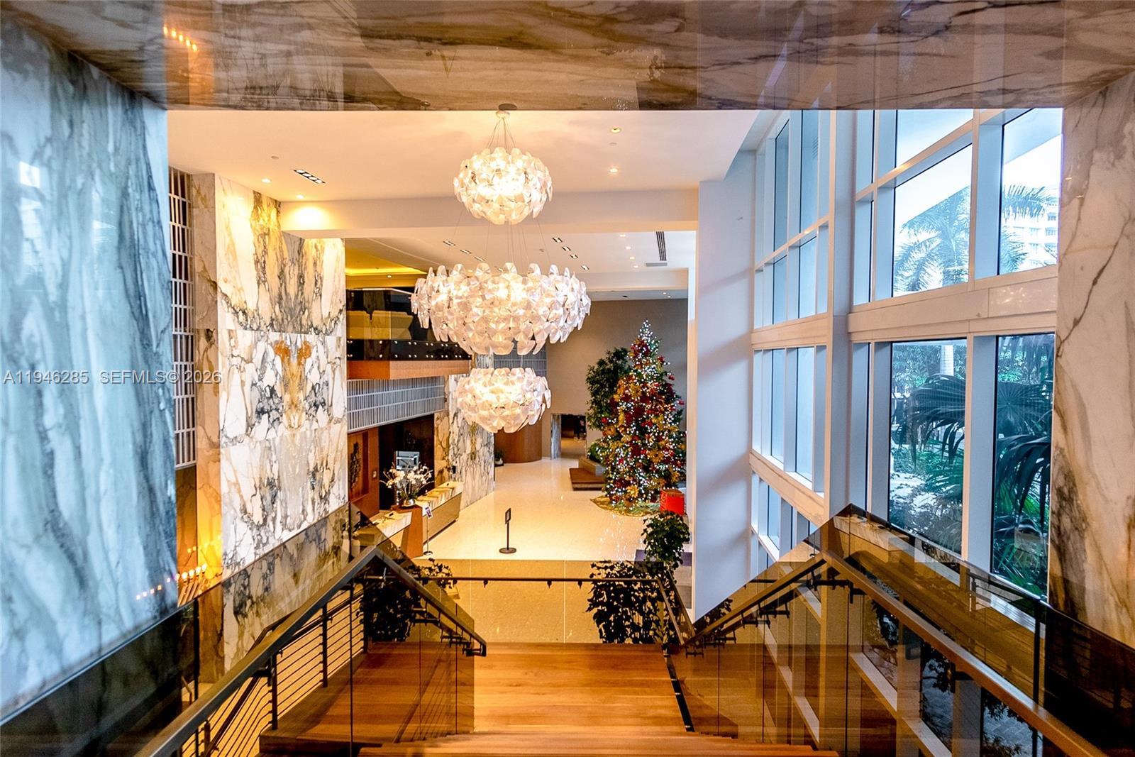 image Paramount Bay21