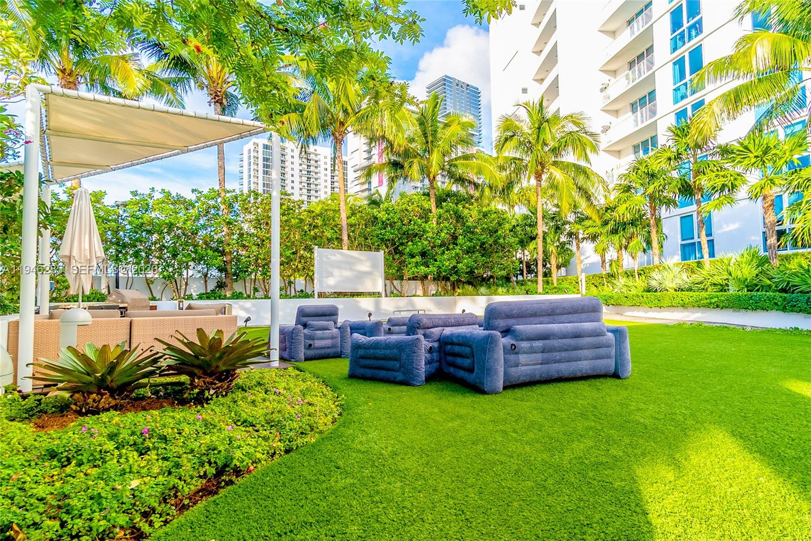 image Paramount Bay29