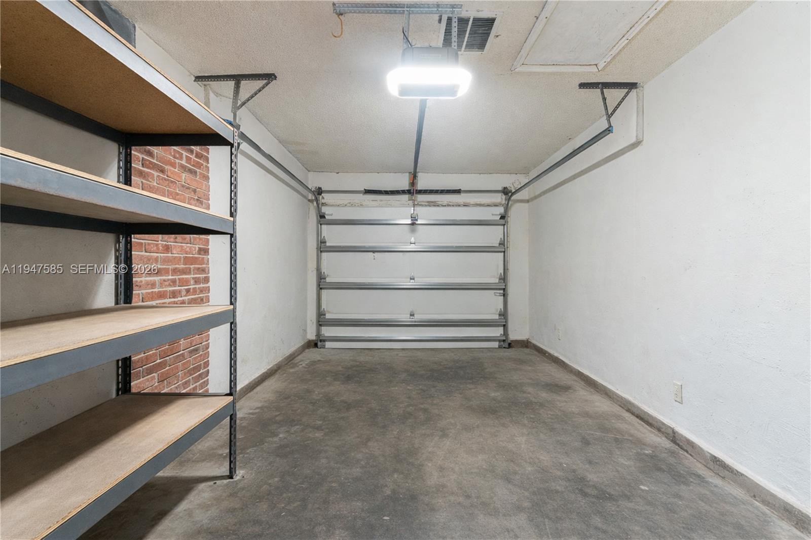 10100 SW 50th Ct Cooper City, FL 33328