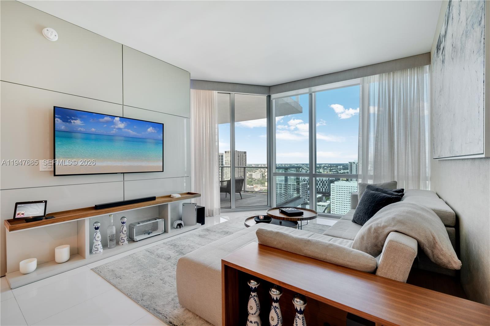 851 NE 1st Ave #3408