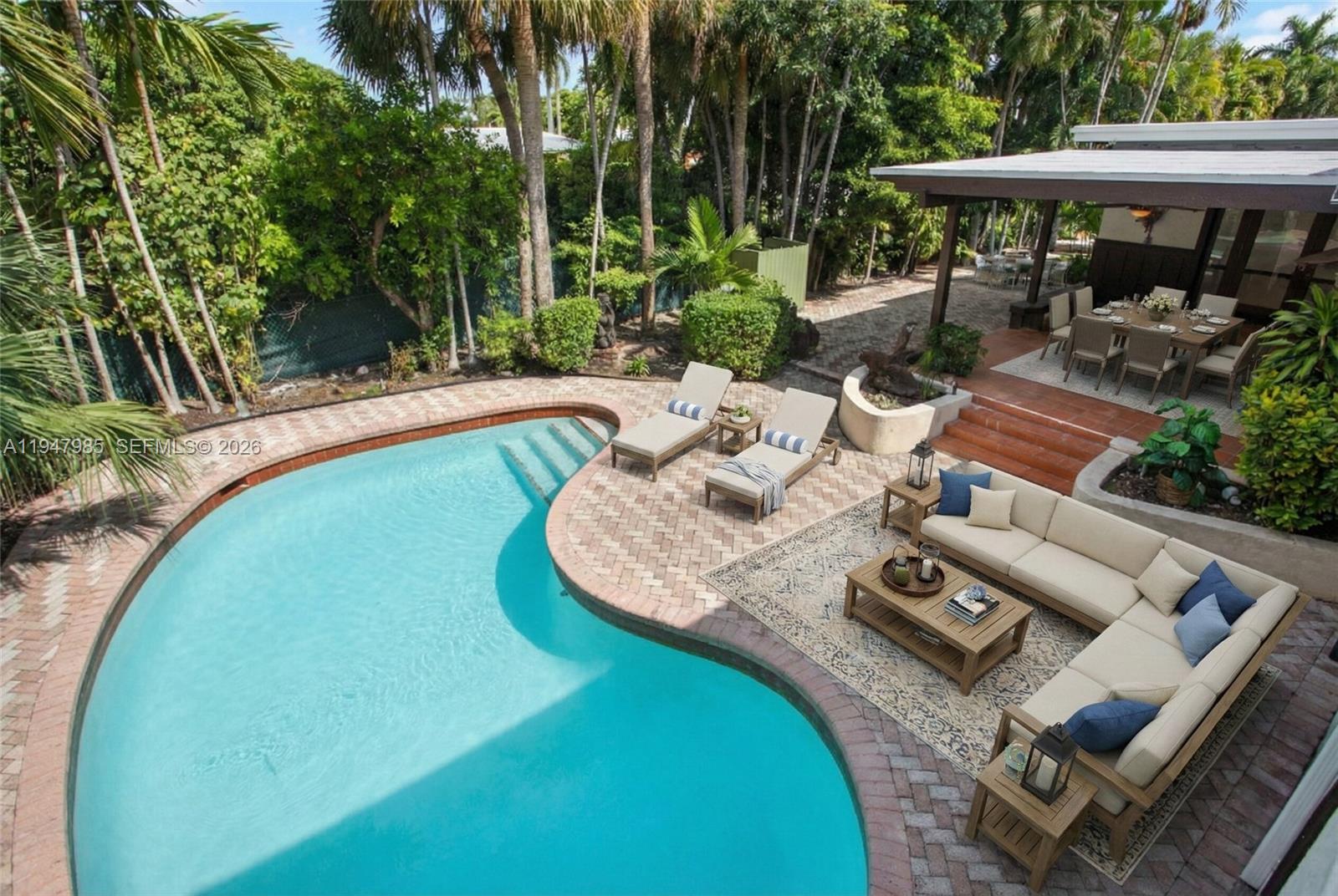 4530 N Jefferson Ave Miami Beach, FL 33140