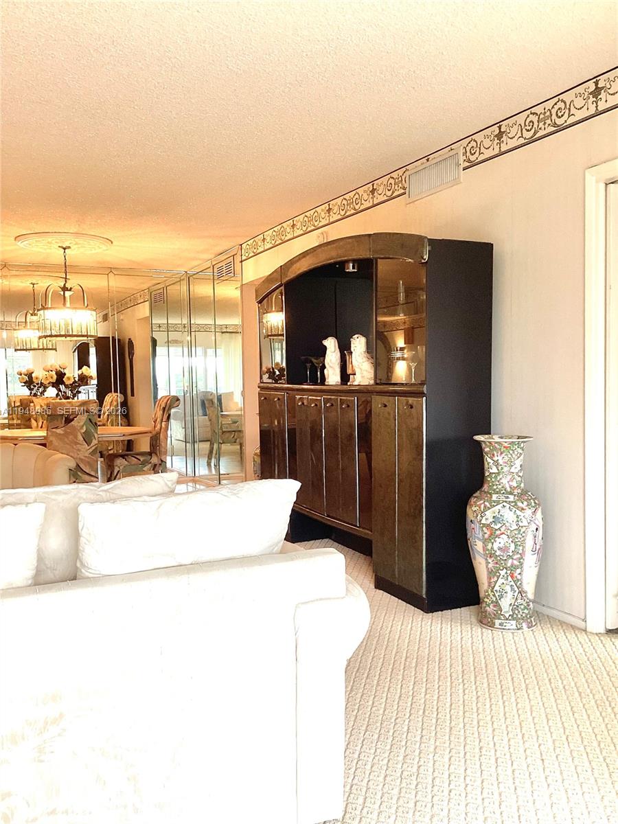 3300 N Palm Aire Dr #504 Pompano Beach, FL 33069