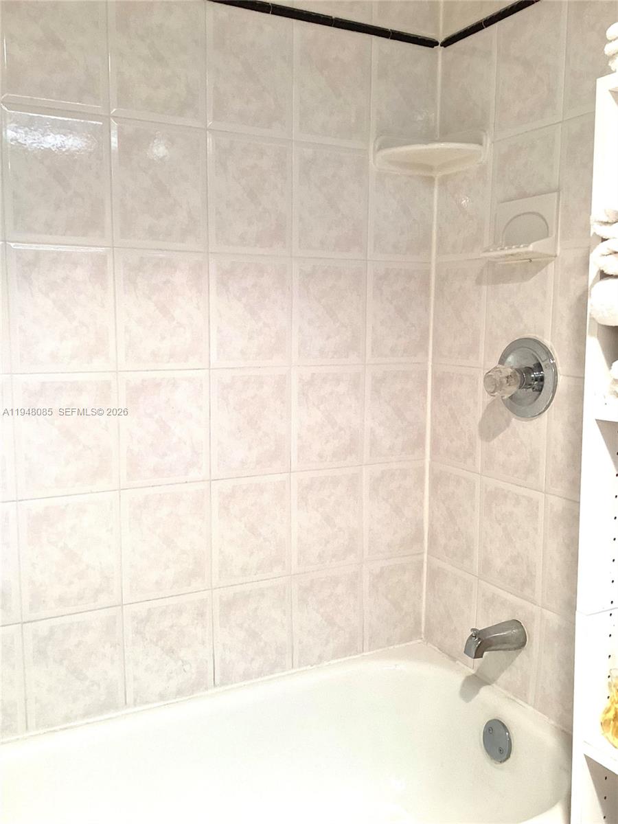 3300 N Palm Aire Dr #504 Pompano Beach, FL 33069