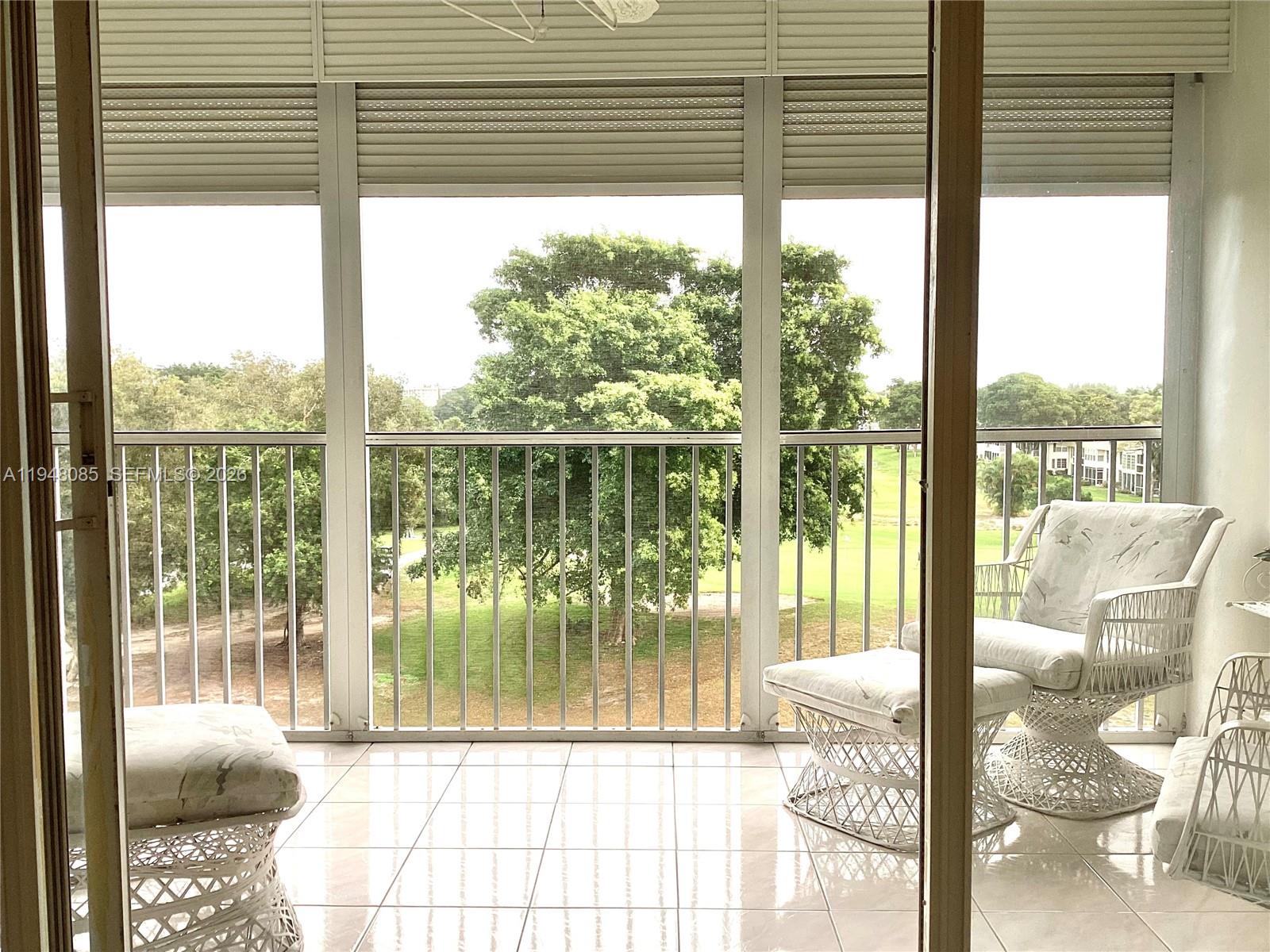 3300 N Palm Aire Dr #504 Pompano Beach, FL 33069