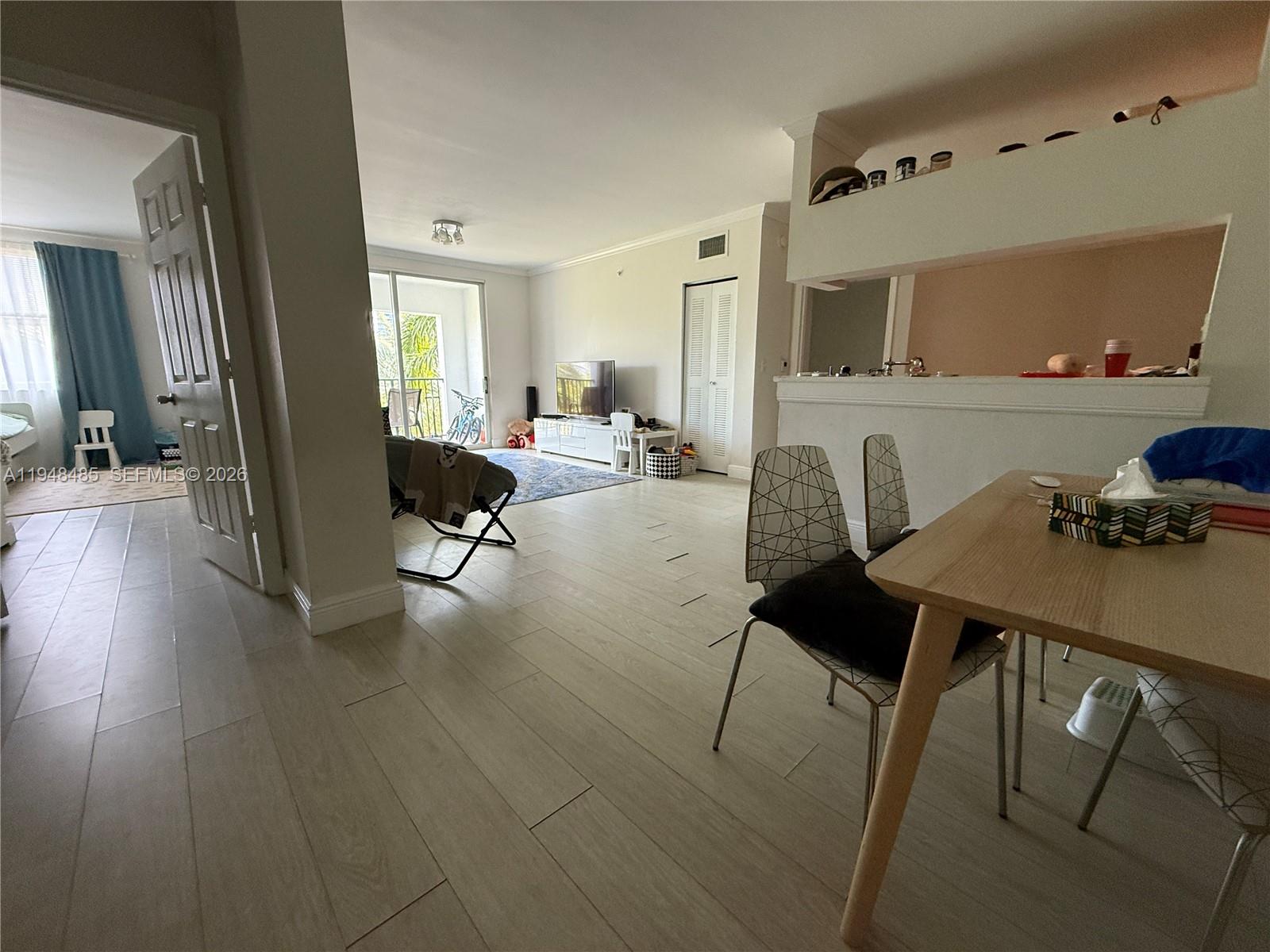 image Porto Bellagio Condo8