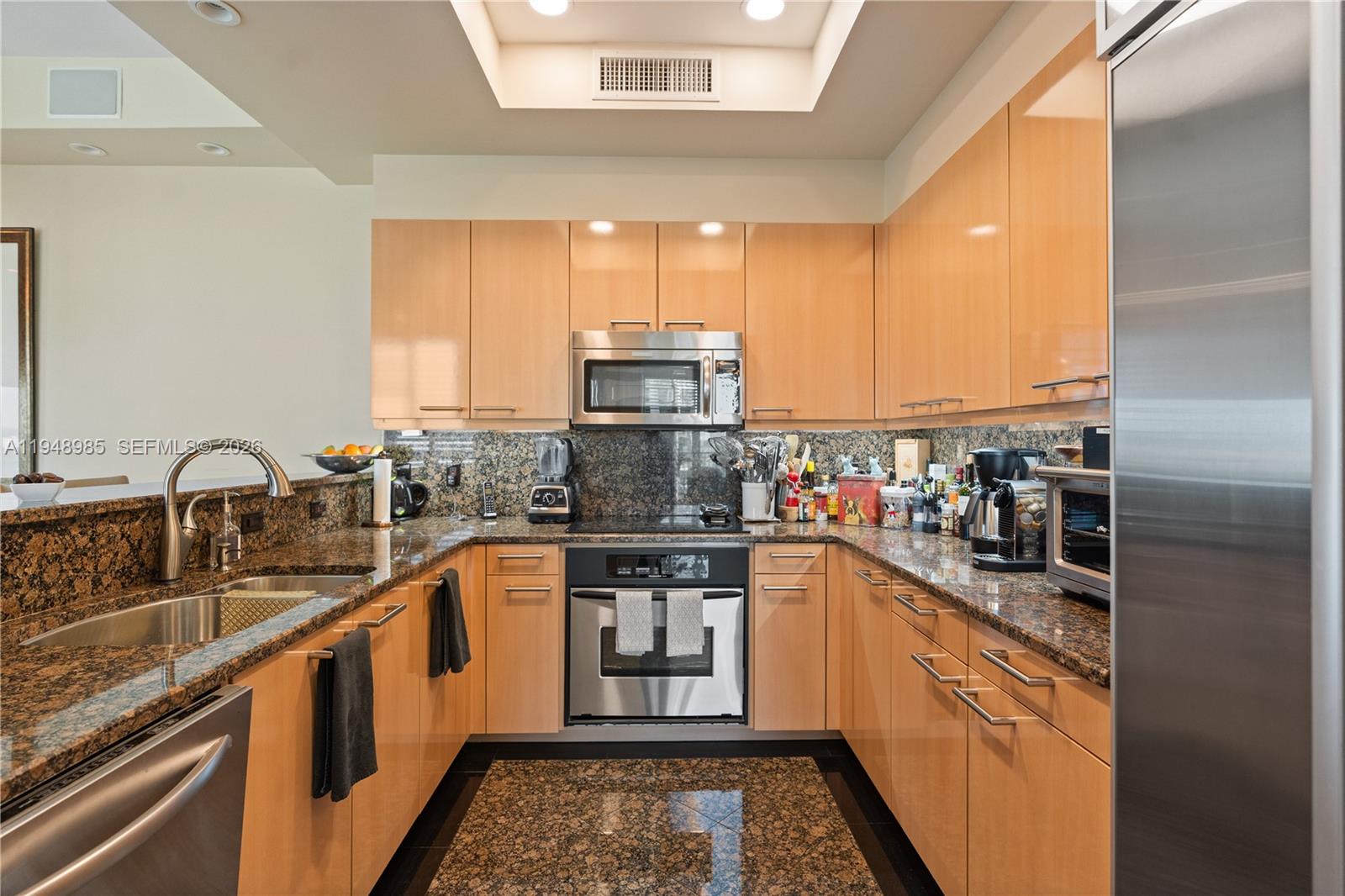 3350 SW 27th Ave #PH-2203 Coconut Grove, FL 33133