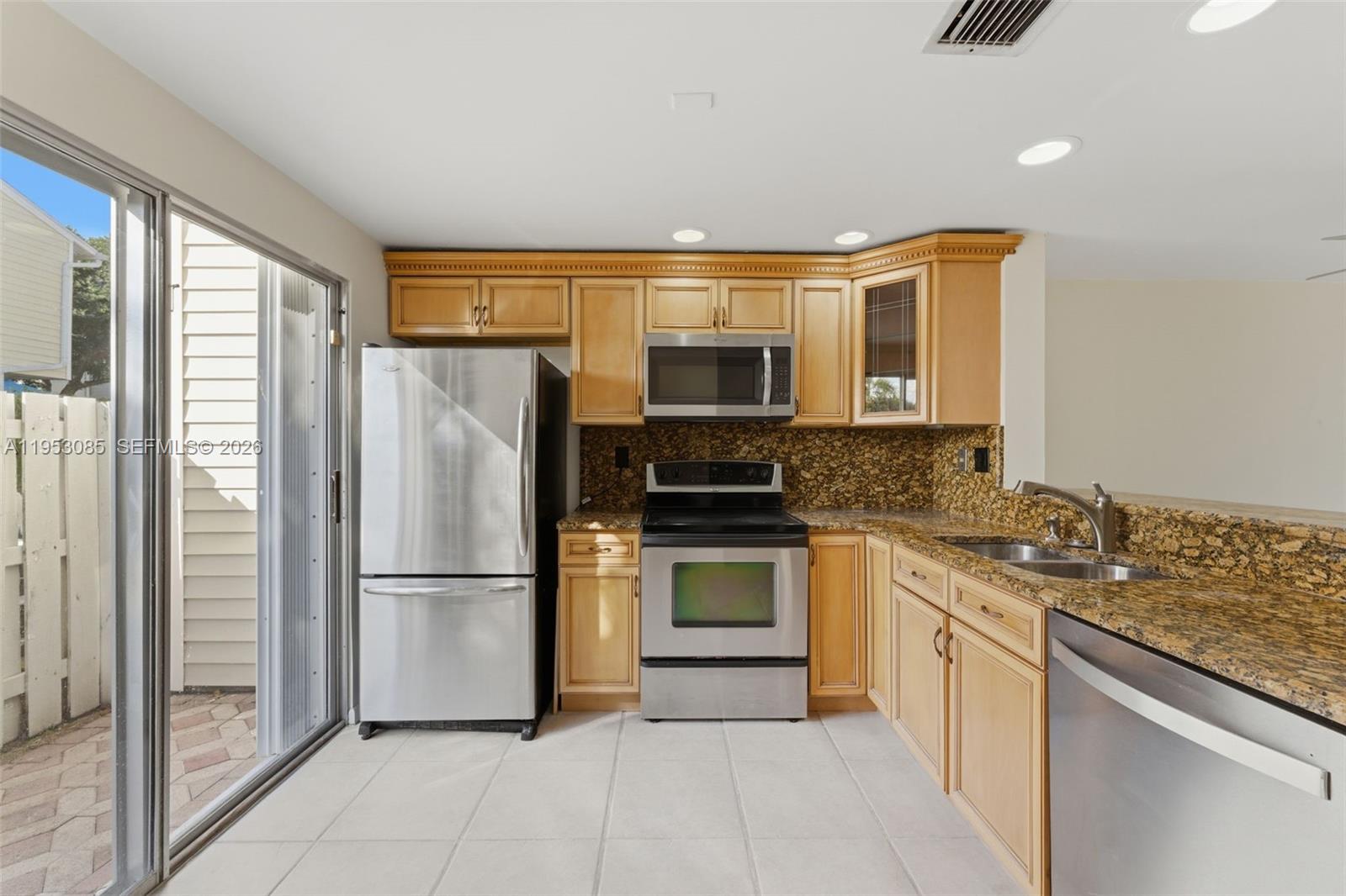 2709 NE 15th St Pompano Beach, FL 33062