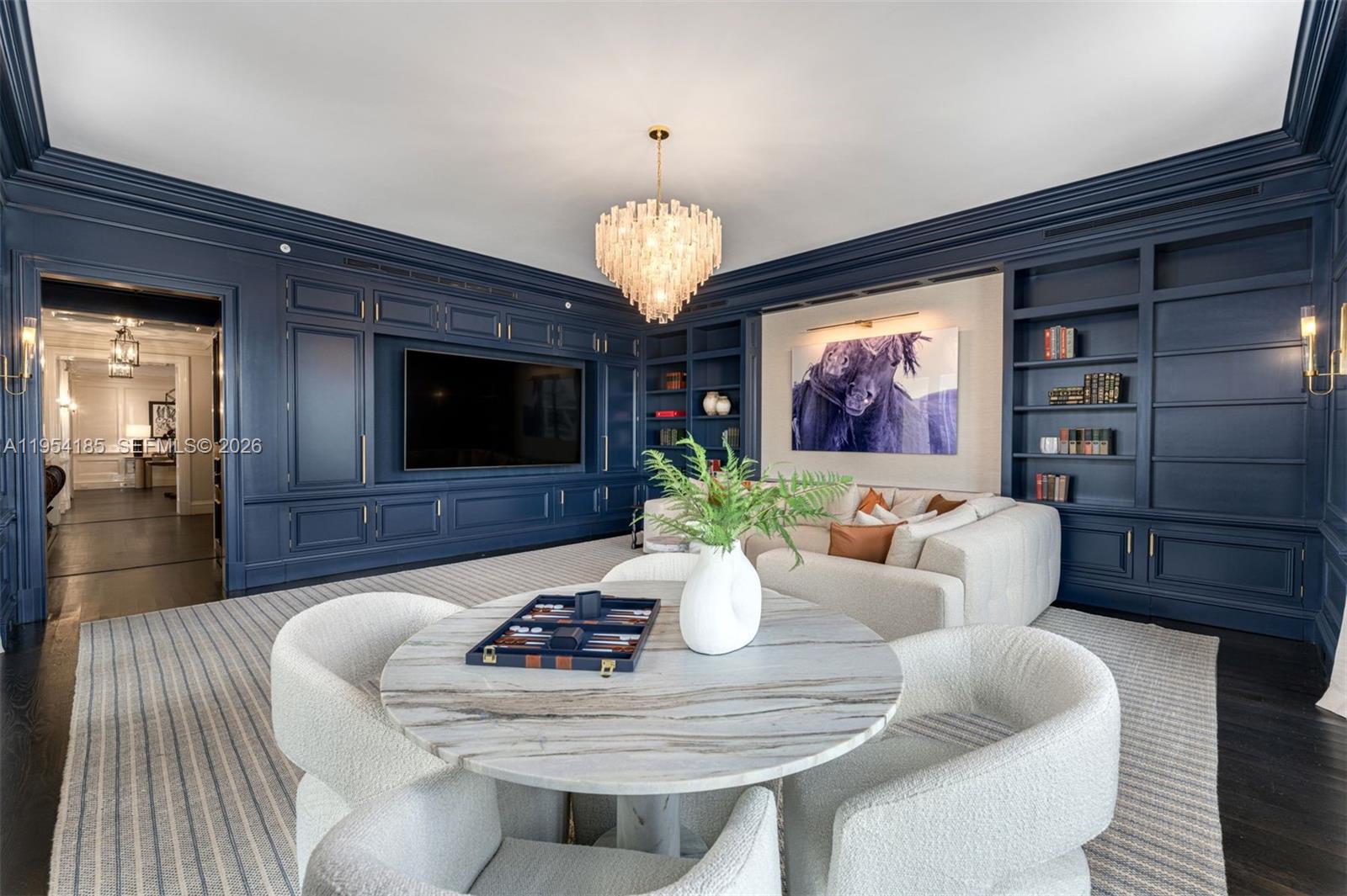 image Grand Bay Residences8