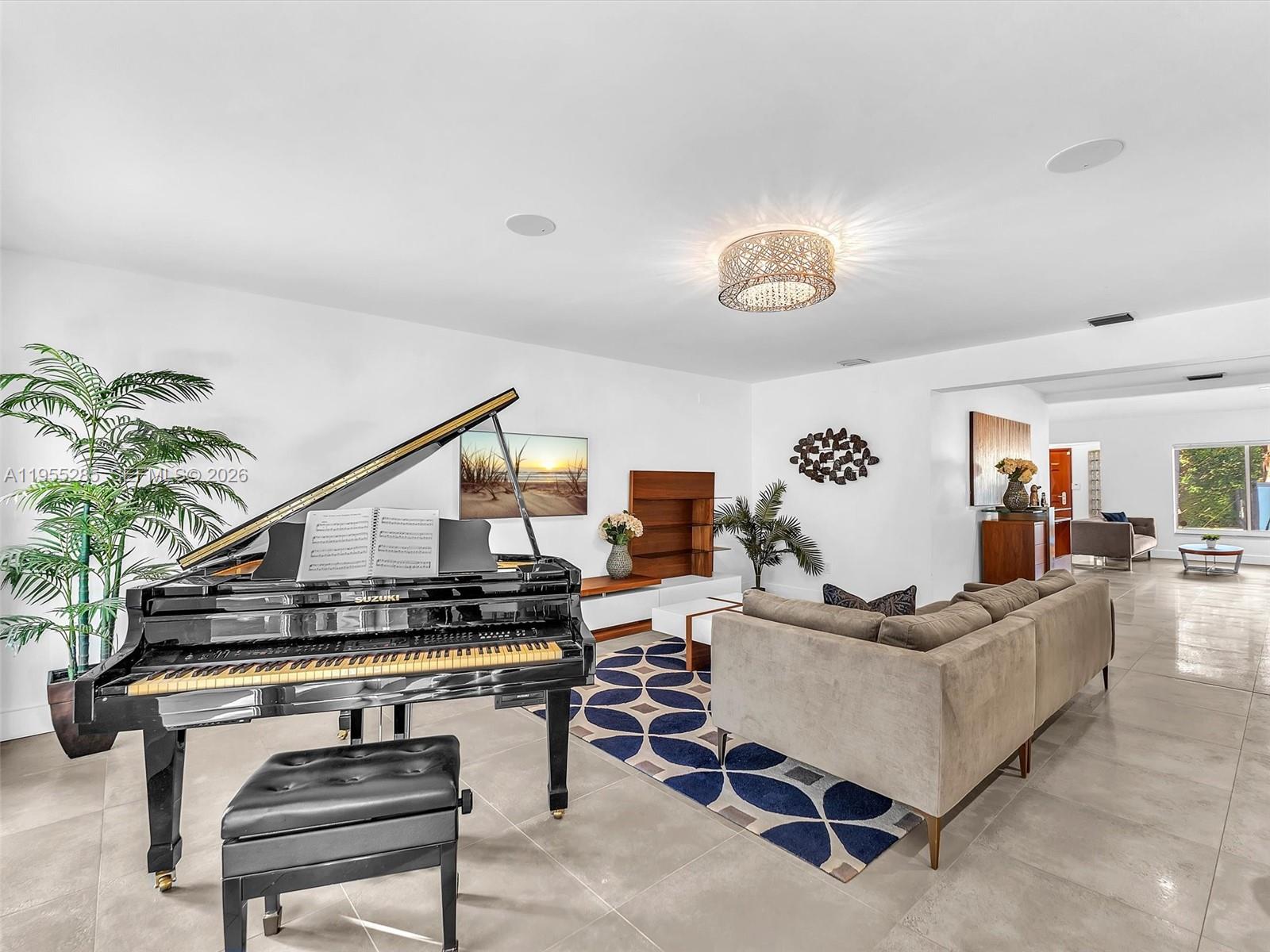 1254 Madison St Hollywood, FL 33019