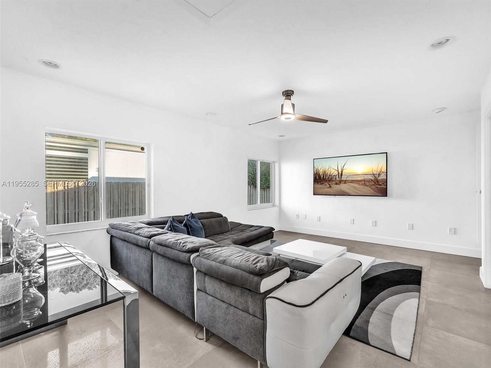 1254 Madison St Hollywood, FL 33019