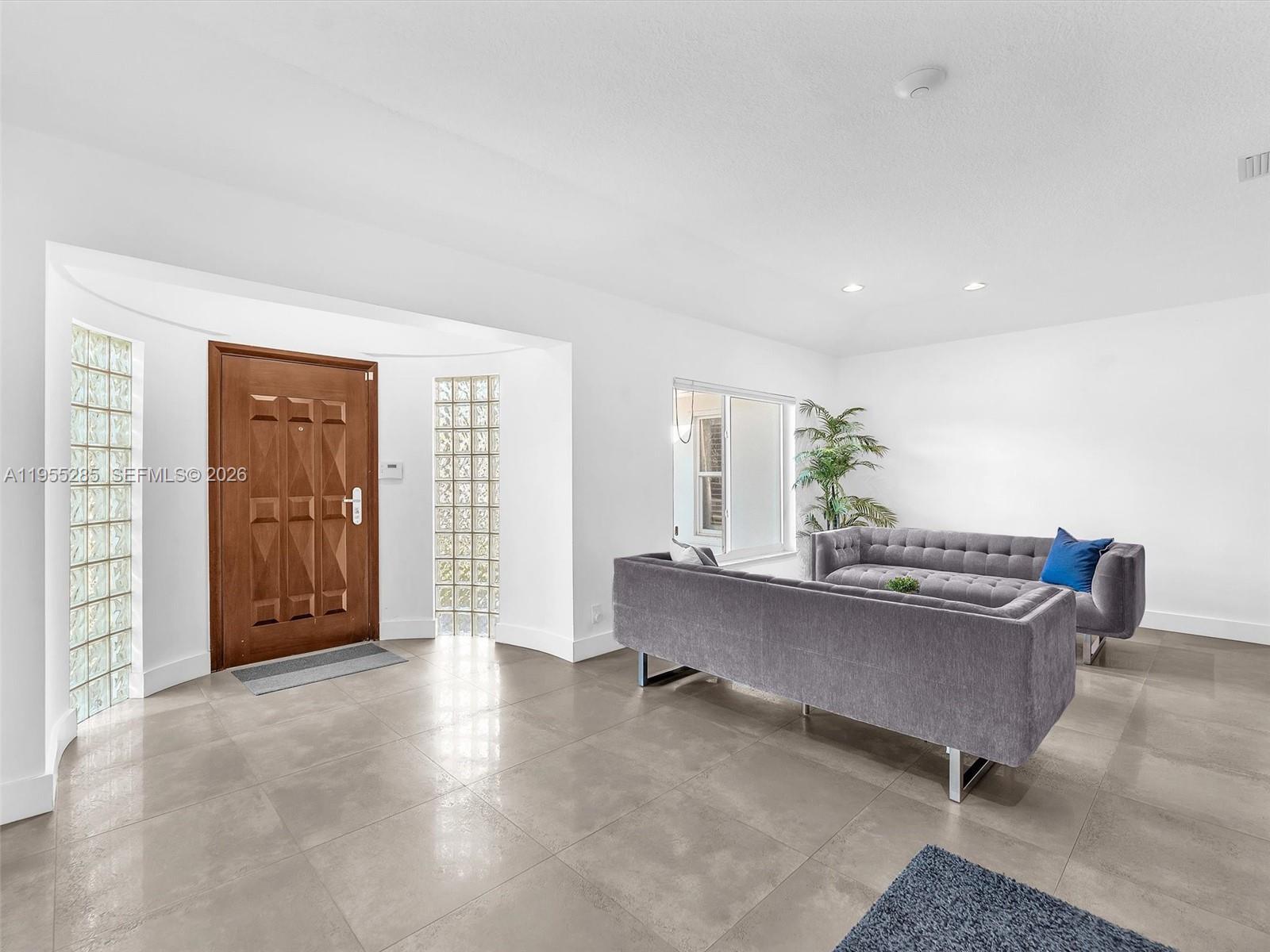 1254 Madison St Hollywood, FL 33019