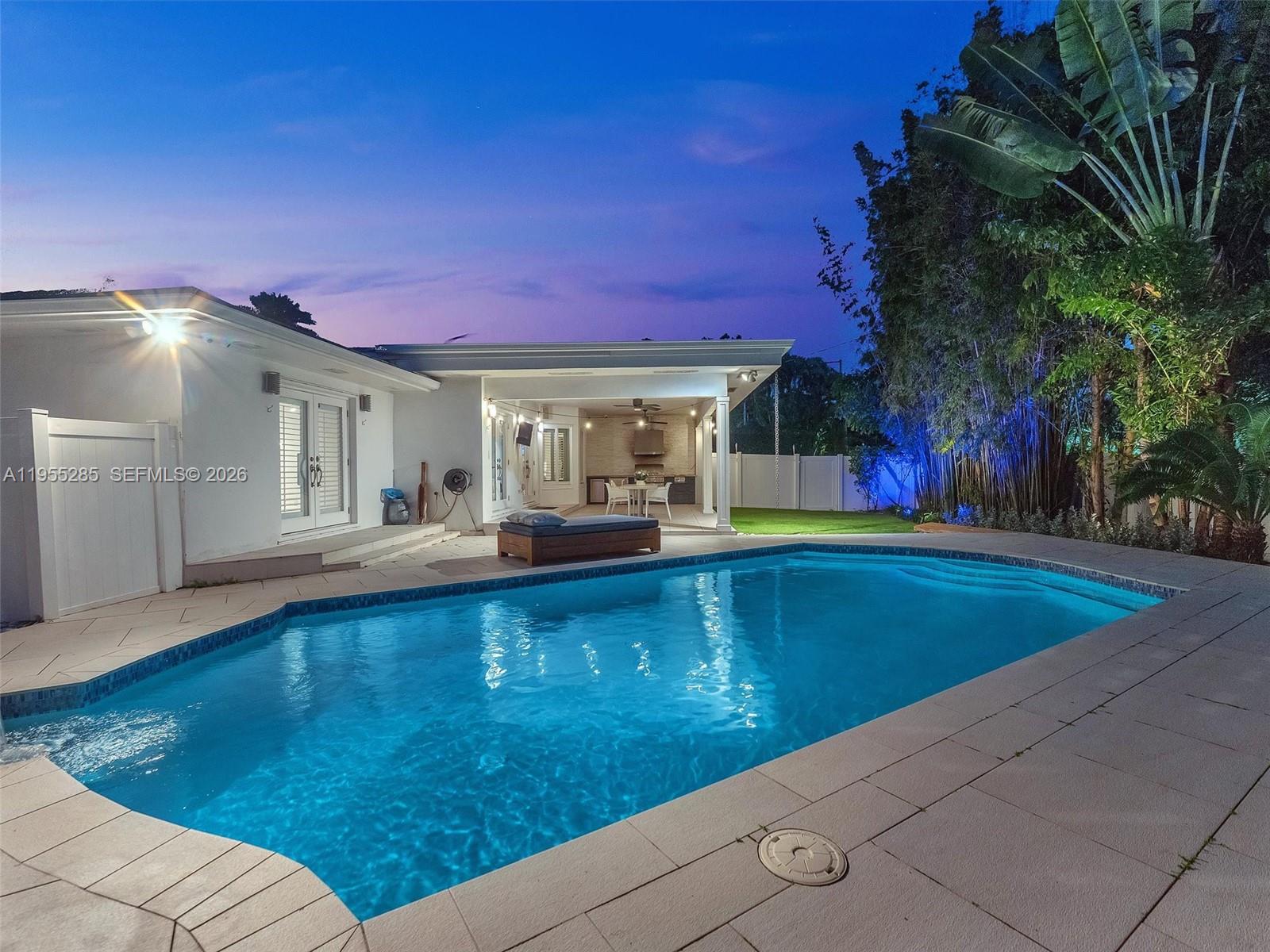 1254 Madison St Hollywood, FL 33019