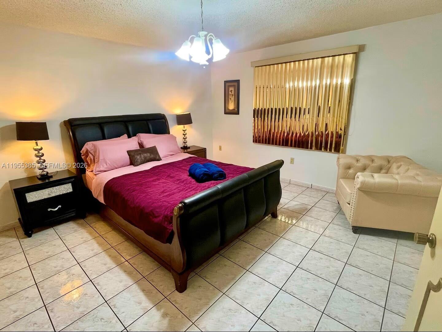 1712 SW 13th St Miami, FL 33145