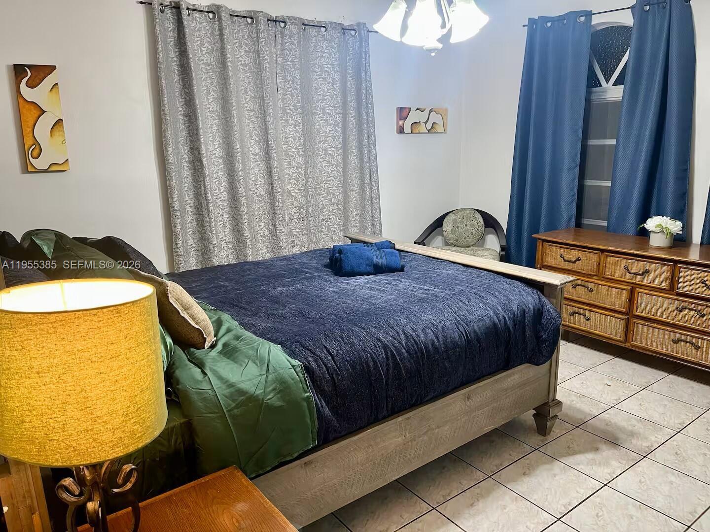 1712 SW 13th St Miami, FL 33145