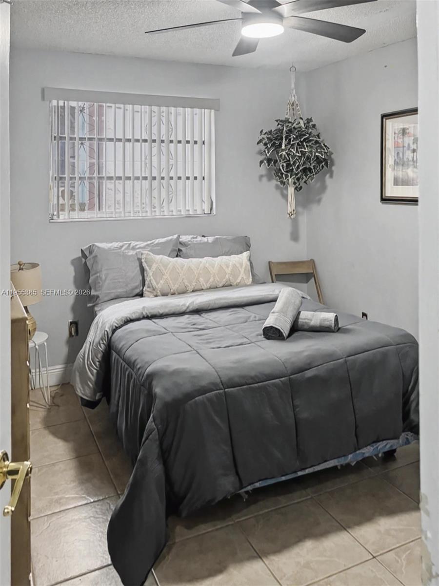 1712 SW 13th St Miami, FL 33145