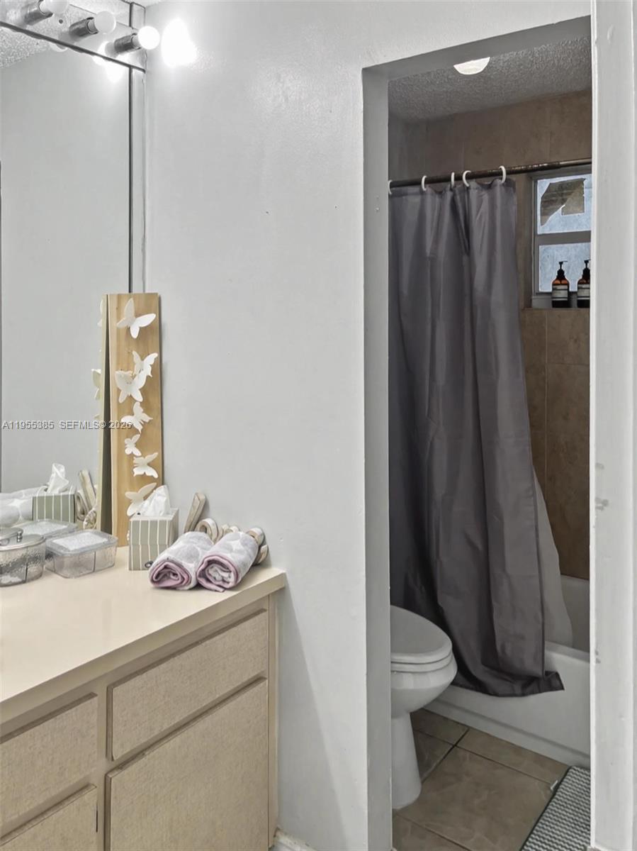 1712 SW 13th St Miami, FL 33145