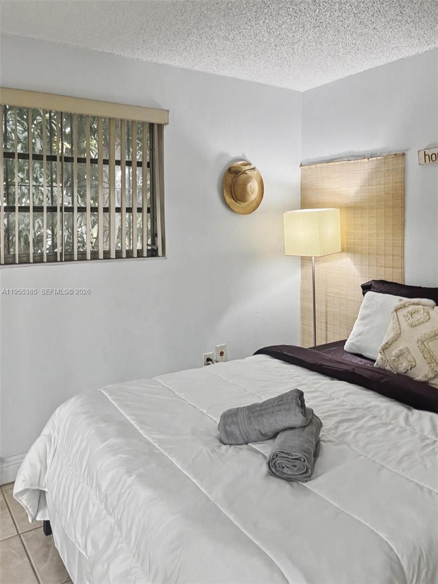 1712 SW 13th St Miami, FL 33145