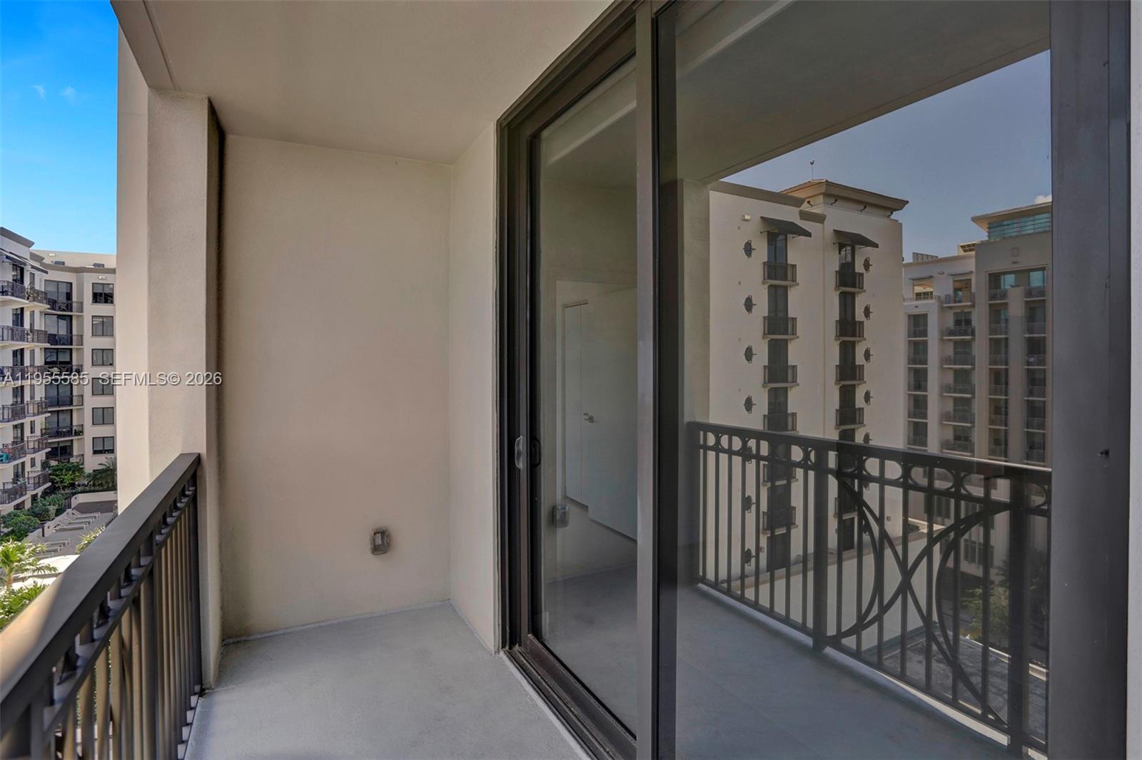 image Merrick Manor36